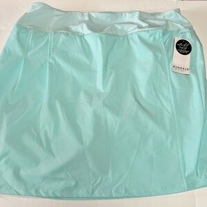 KENESIS Women’s Size 2X Tennis , Golf Activewear Aqua Skort.
